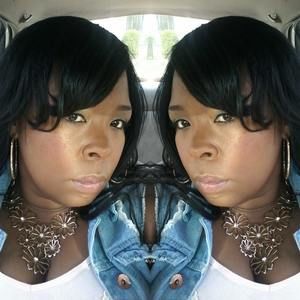 Meet your Posher, Dana